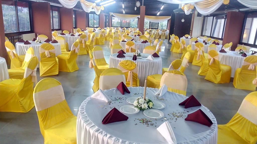 Seasons Hotel & Spa Madgaon Extérieur photo