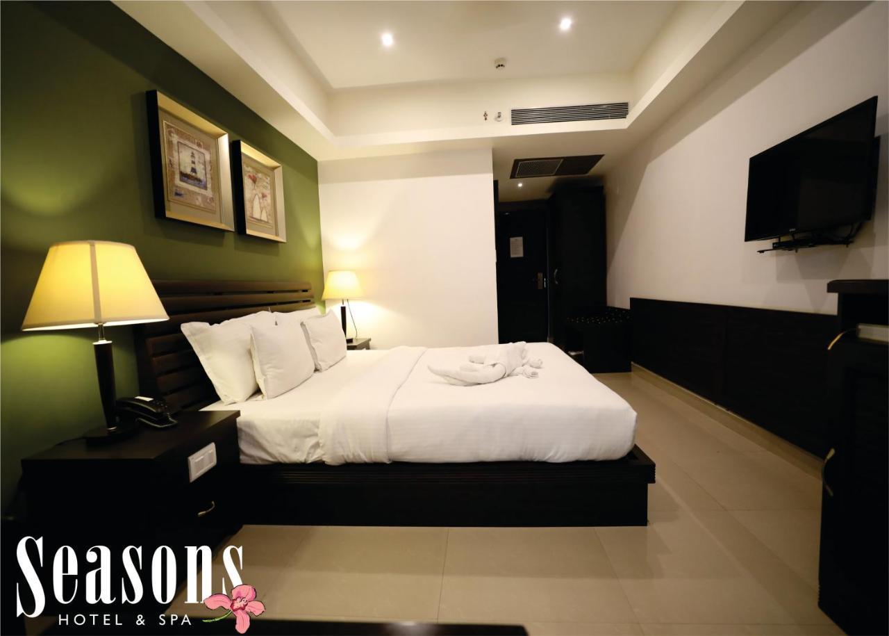 Seasons Hotel & Spa Madgaon Extérieur photo